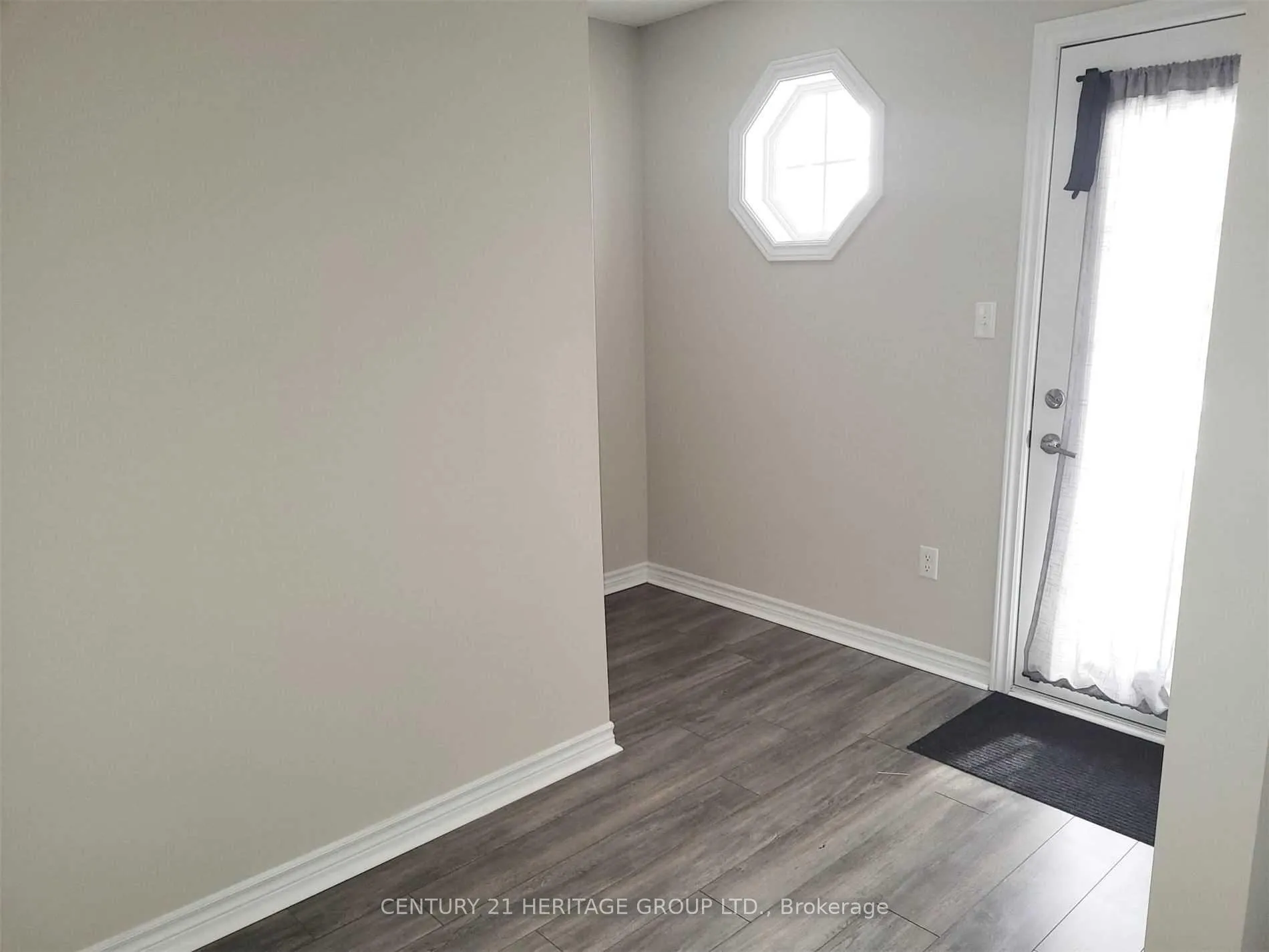 Photo 14 of Unit 4, 53 Ferndale Drive S, Barrie, Ardagh — HOMEH