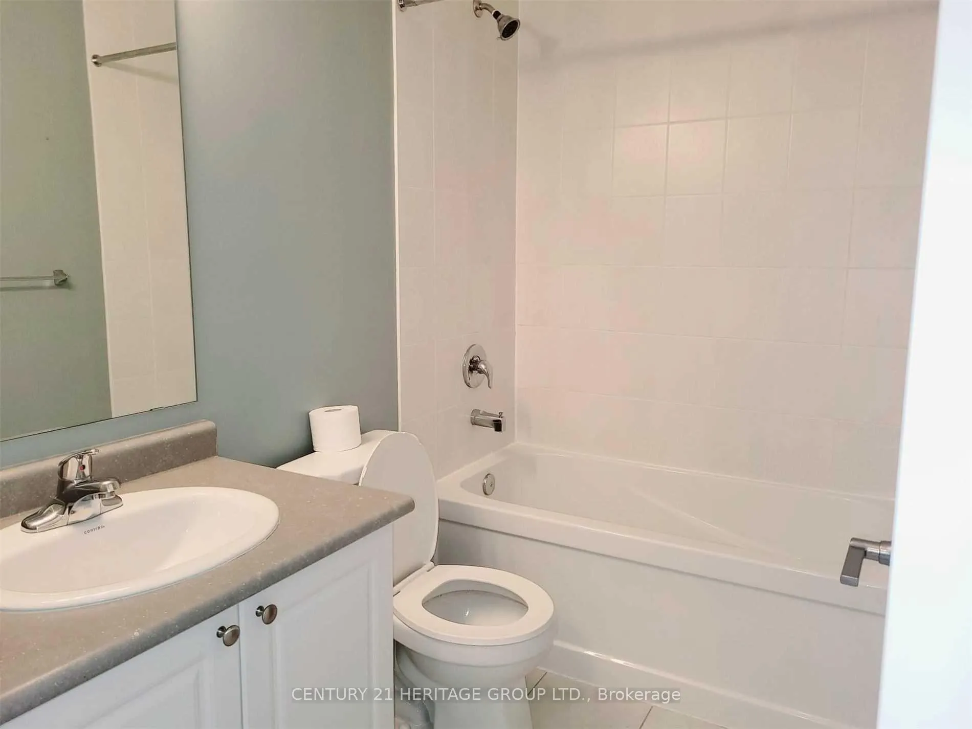 Photo 28 of Unit 4, 53 Ferndale Drive S, Barrie, Ardagh — HOMEH
