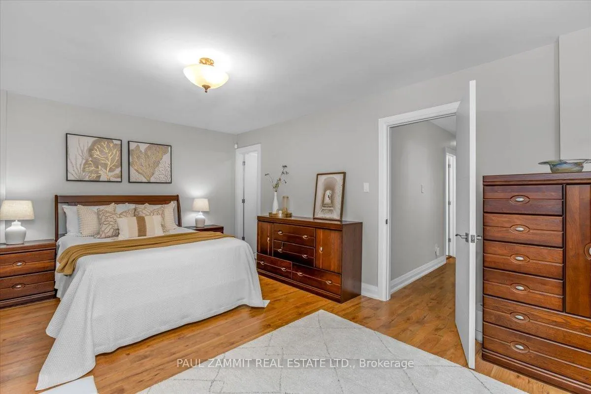 Photo 20 of 57 Glenmanor Way, Vaughan, Crestwood-Springfarm-Yorkhill — HOMEH