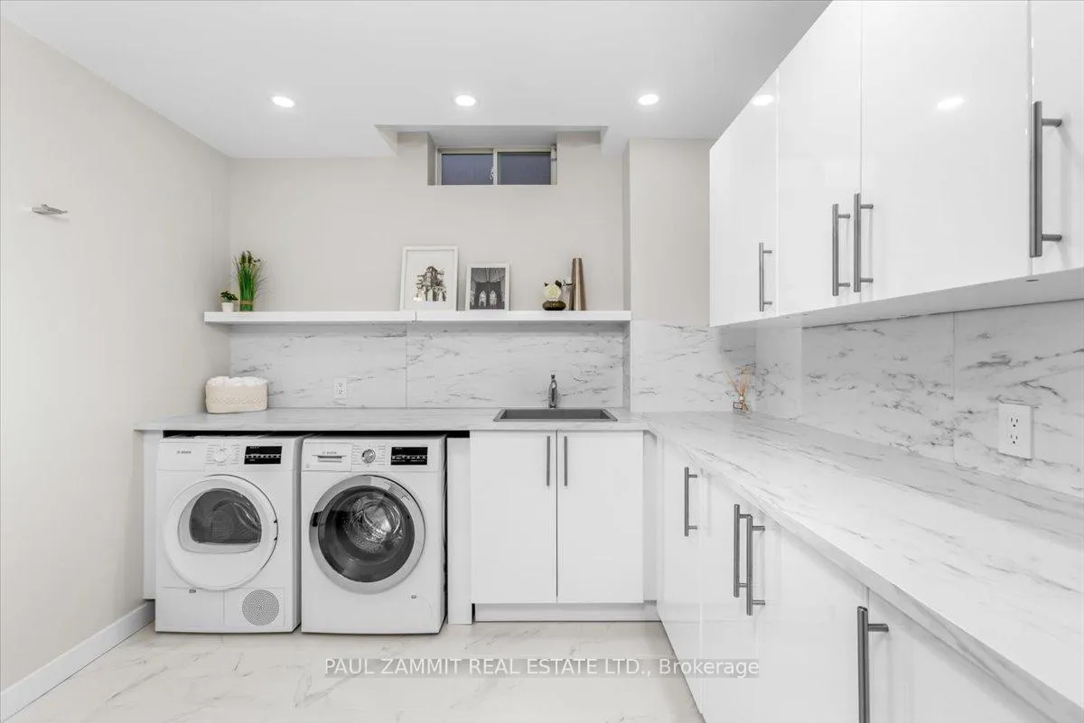 Photo 30 of 57 Glenmanor Way, Vaughan, Crestwood-Springfarm-Yorkhill — HOMEH