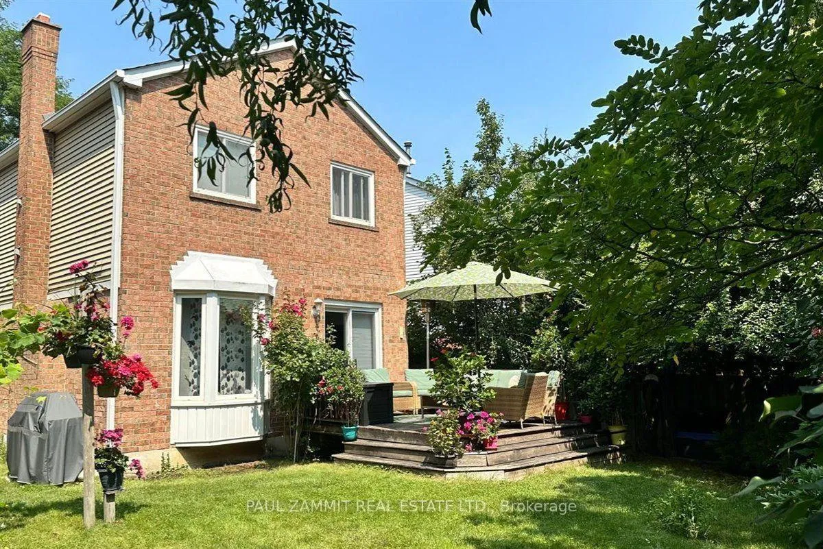 Photo 33 of 57 Glenmanor Way, Vaughan, Crestwood-Springfarm-Yorkhill — HOMEH