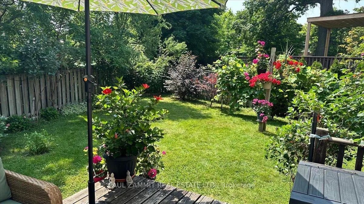 Photo 35 of 57 Glenmanor Way, Vaughan, Crestwood-Springfarm-Yorkhill — HOMEH