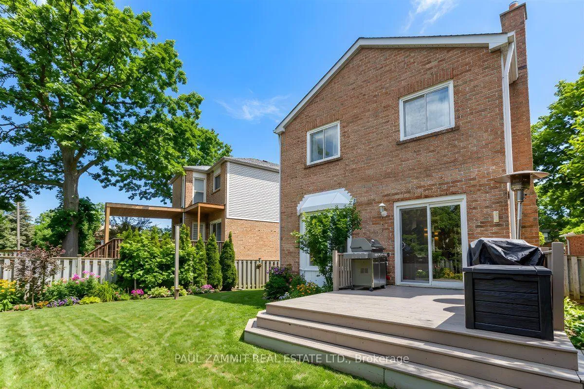 Photo 41 of 57 Glenmanor Way, Vaughan, Crestwood-Springfarm-Yorkhill — HOMEH