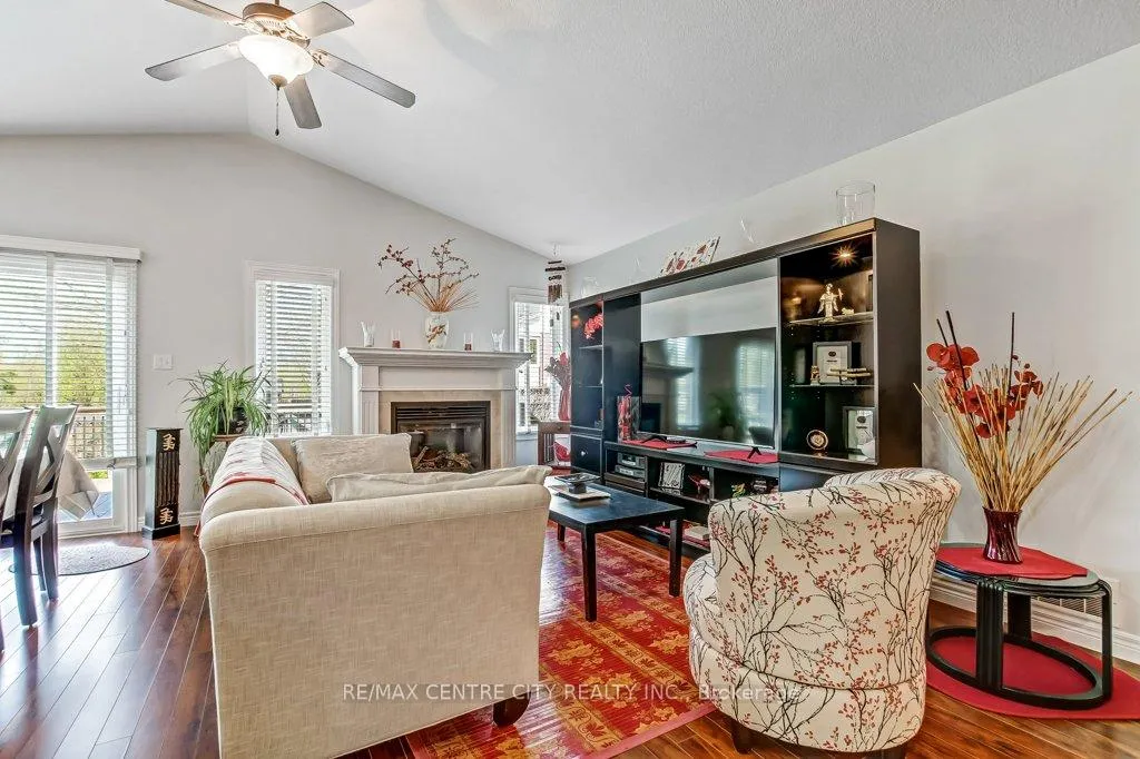 Photo 7 of Unit 14, 16 Havenridge Court, St. Thomas — HOMEH