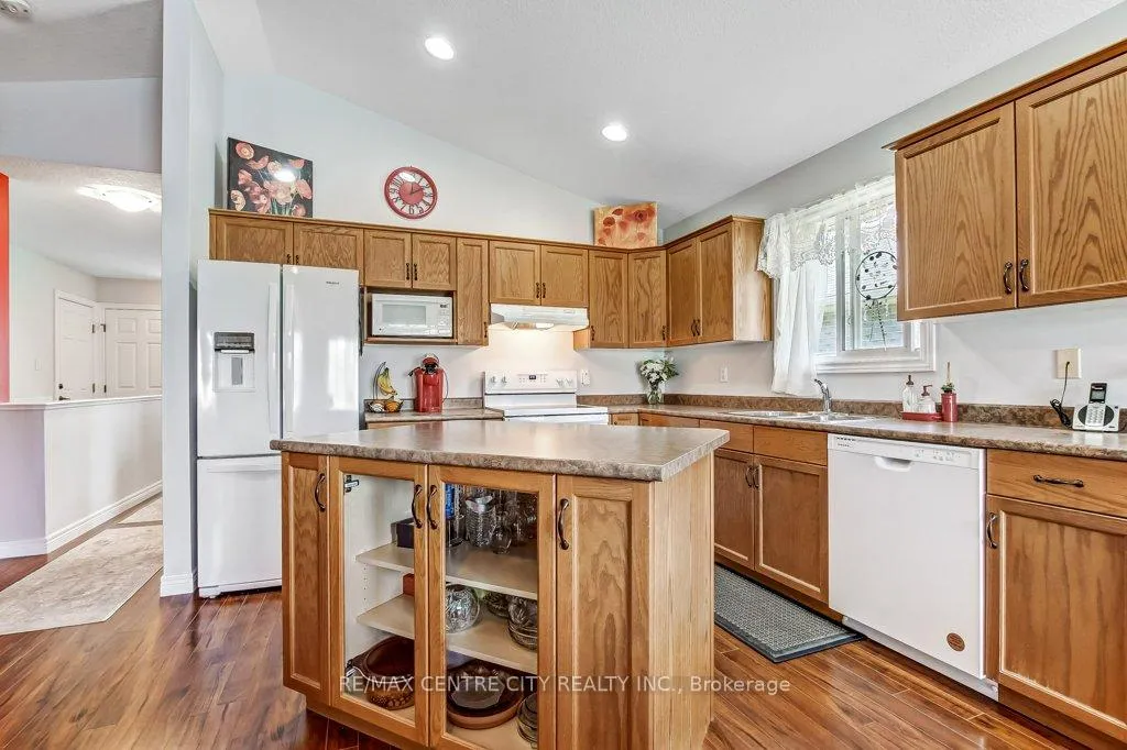 Photo 9 of Unit 14, 16 Havenridge Court, St. Thomas — HOMEH