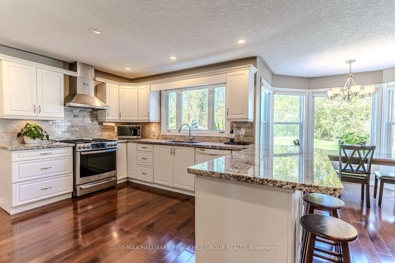 Photo 4 of 3678 Kimberley Street, Innisfil, Rural Innisfil — HOMEH