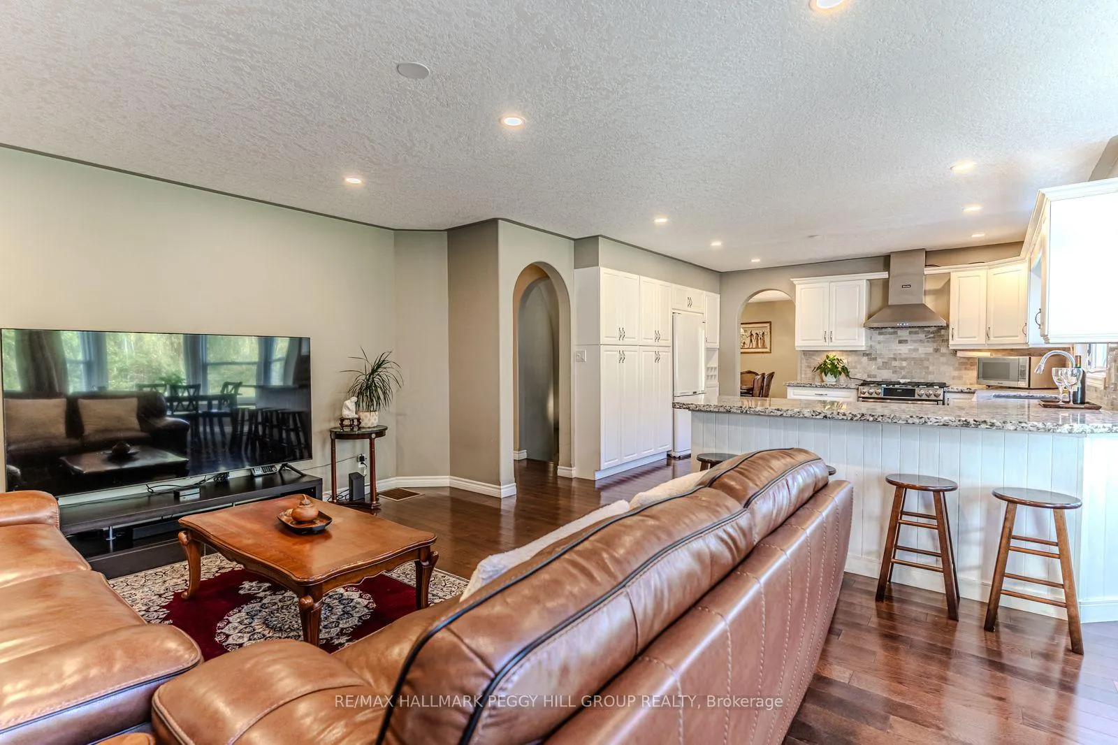 Photo 6 of 3678 Kimberley Street, Innisfil, Rural Innisfil — HOMEH