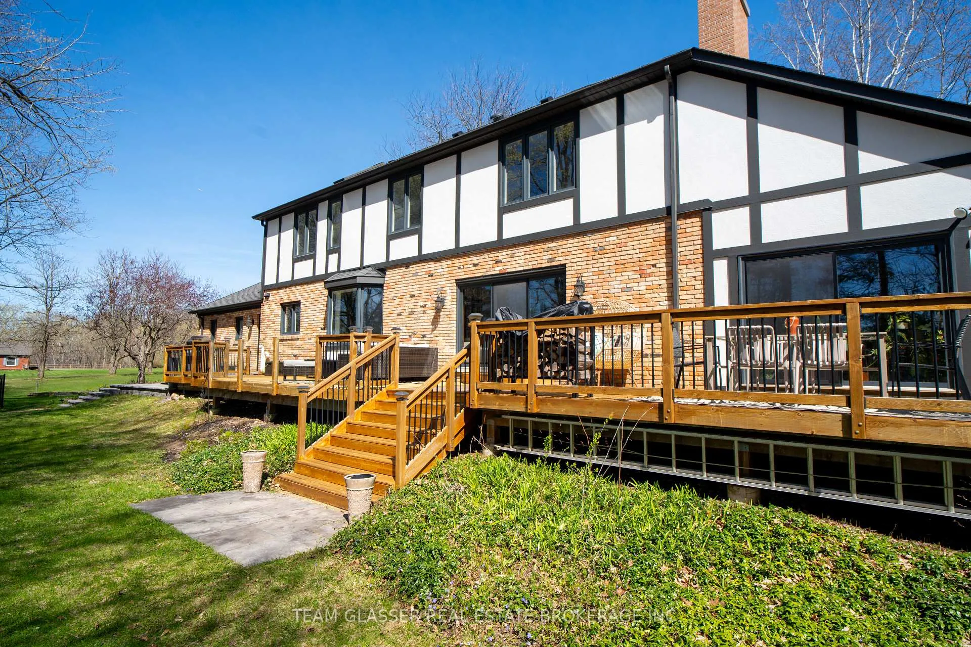 Photo 45 of 110 McLaren Road, Milton, Campbellville — HOMEH