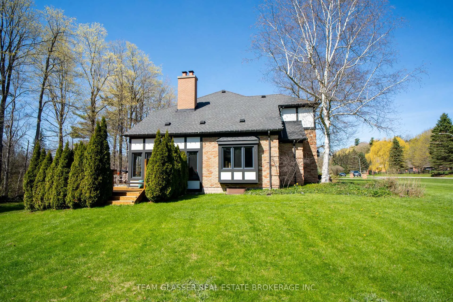Photo 47 of 110 McLaren Road, Milton, Campbellville — HOMEH