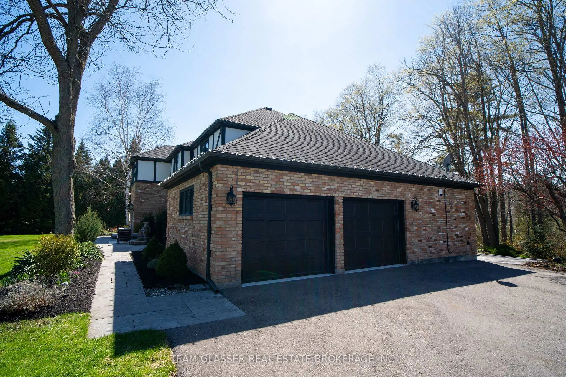 Photo 48 of 110 McLaren Road, Milton, Campbellville — HOMEH