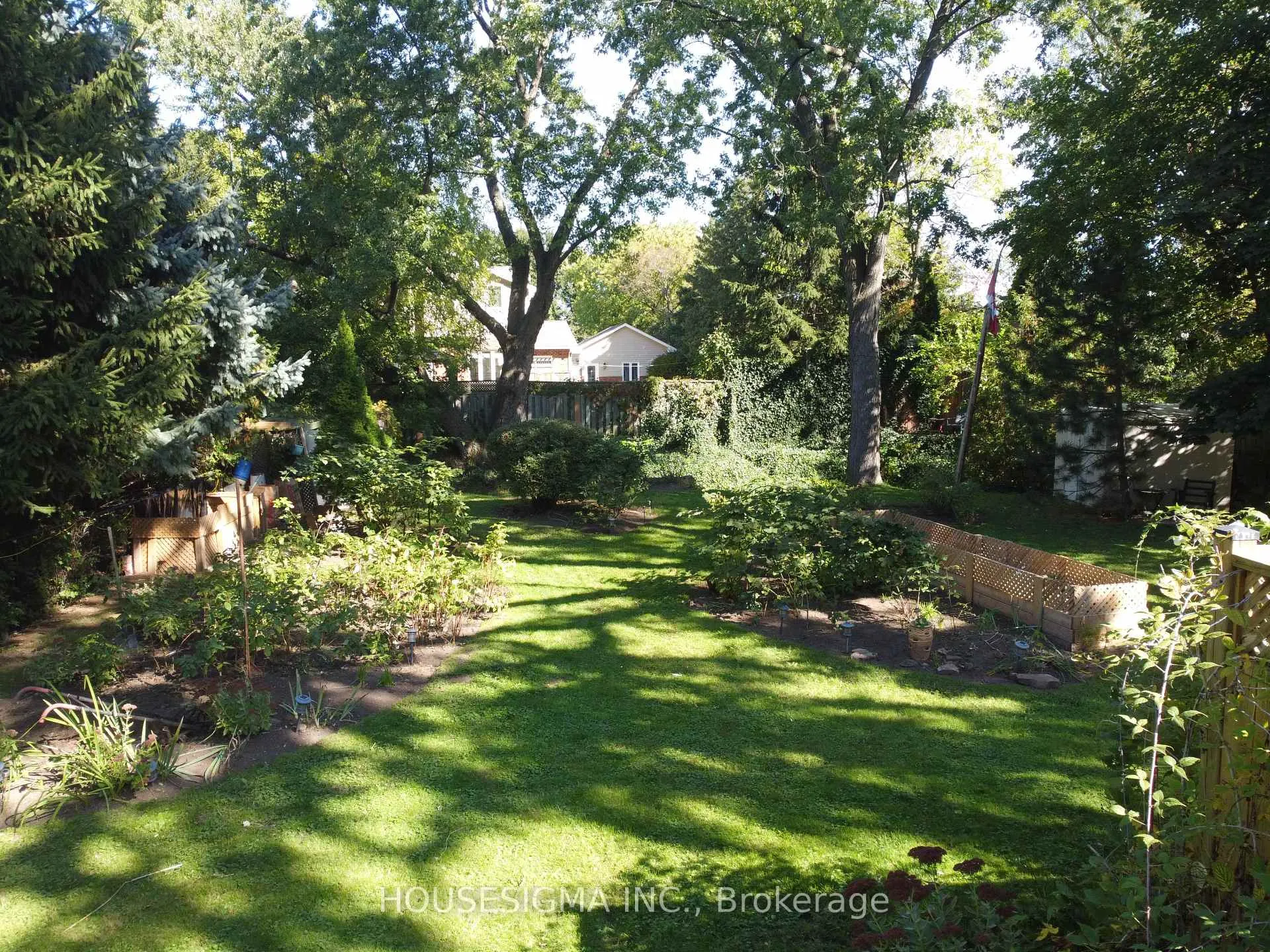 Photo 2 of 899 Hazel Street, Burlington, Freeman — HOMEH