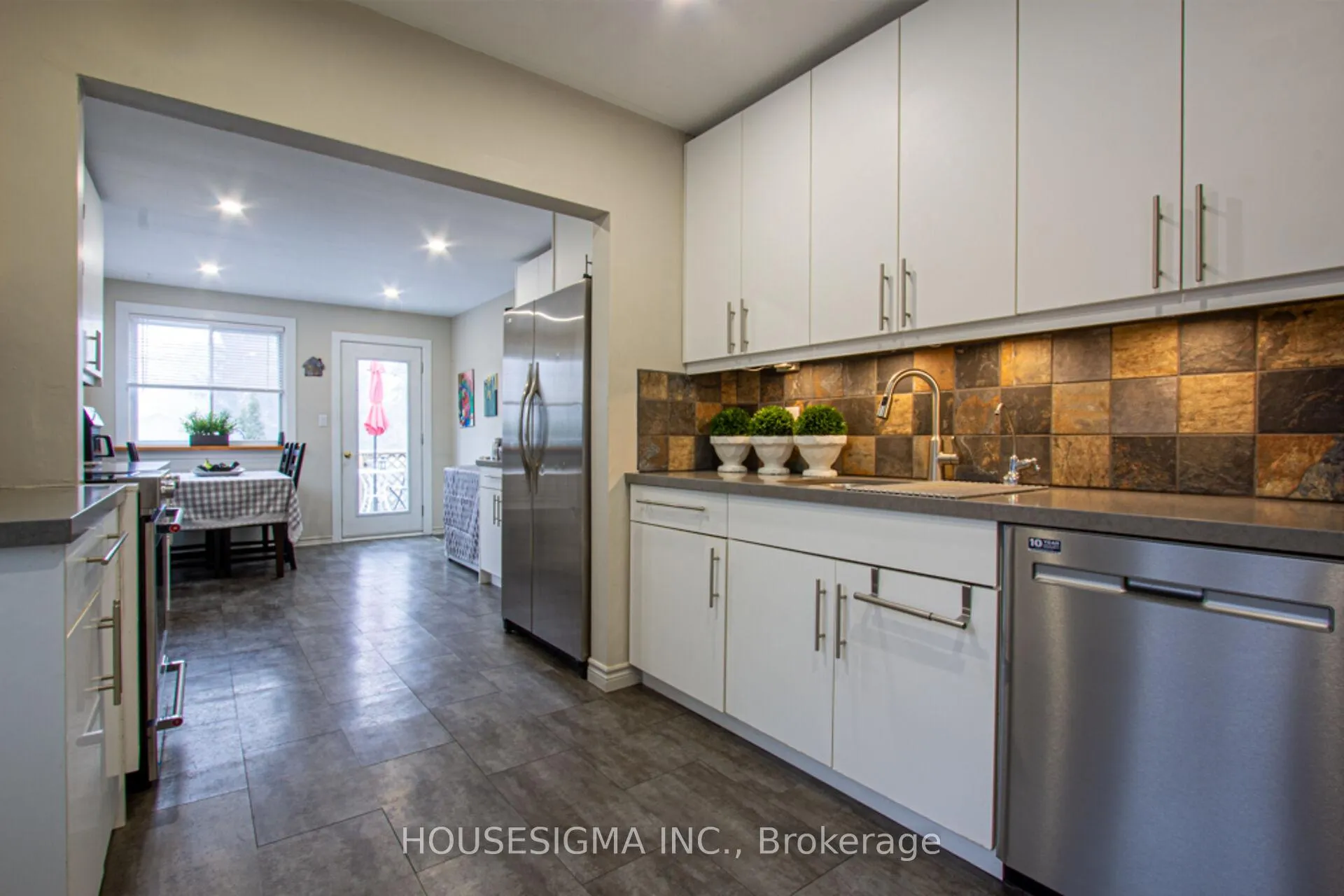 Photo 7 of 899 Hazel Street, Burlington, Freeman — HOMEH