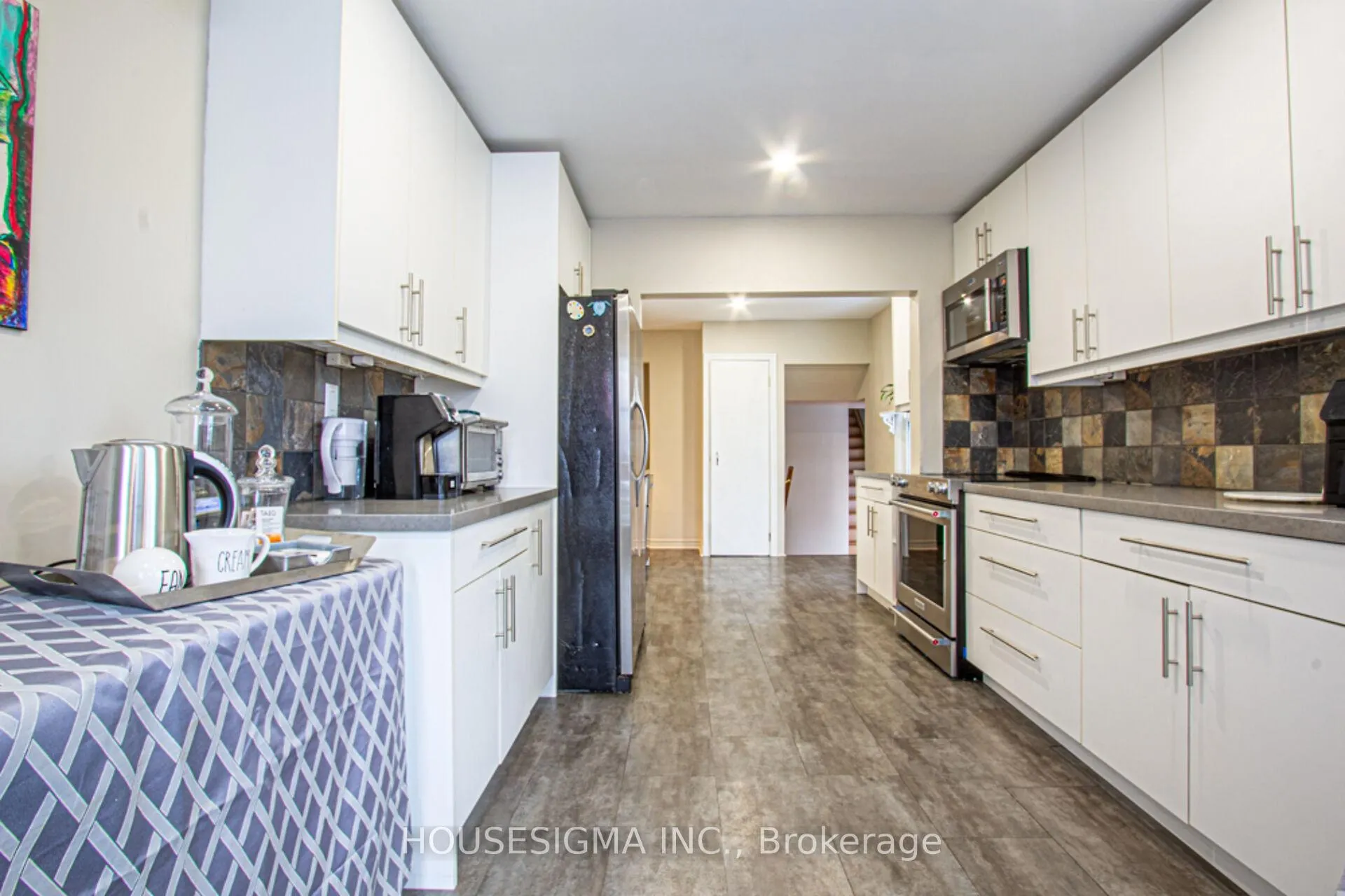Photo 8 of 899 Hazel Street, Burlington, Freeman — HOMEH