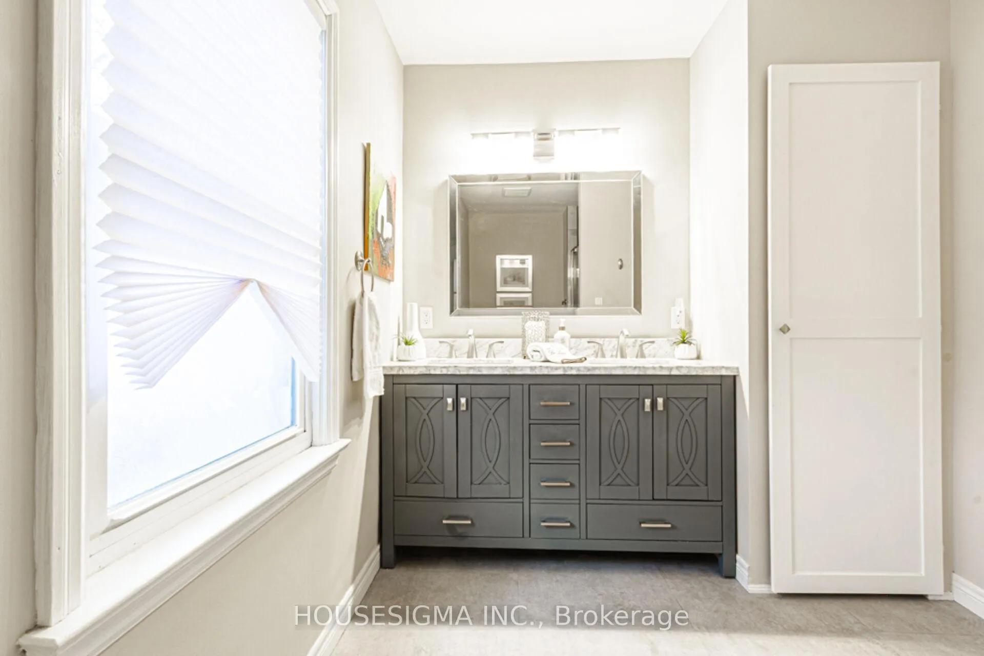 Photo 16 of 899 Hazel Street, Burlington, Freeman — HOMEH
