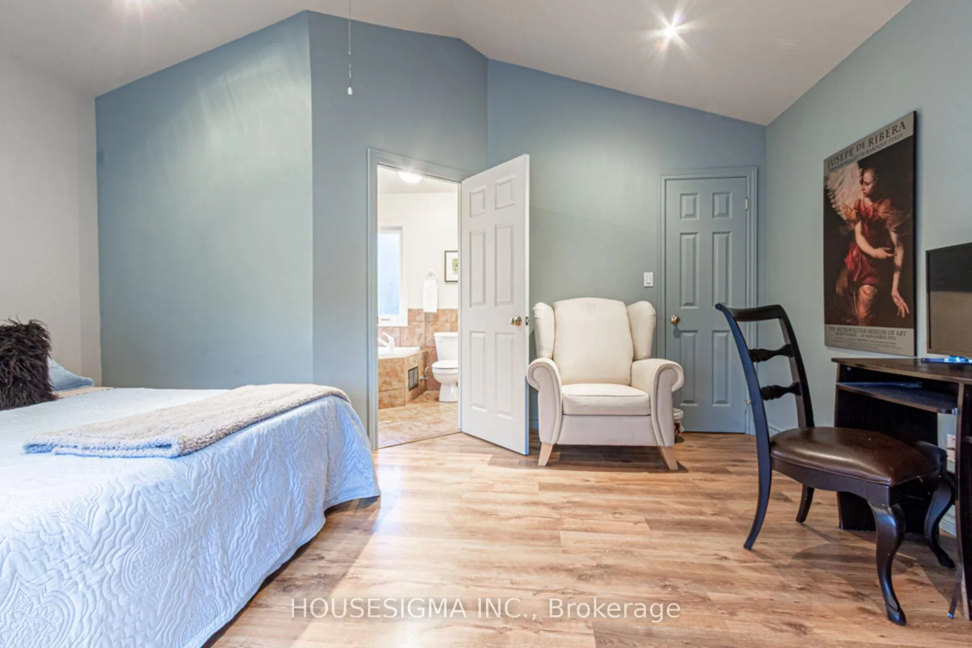 Photo 23 of 899 Hazel Street, Burlington, Freeman — HOMEH