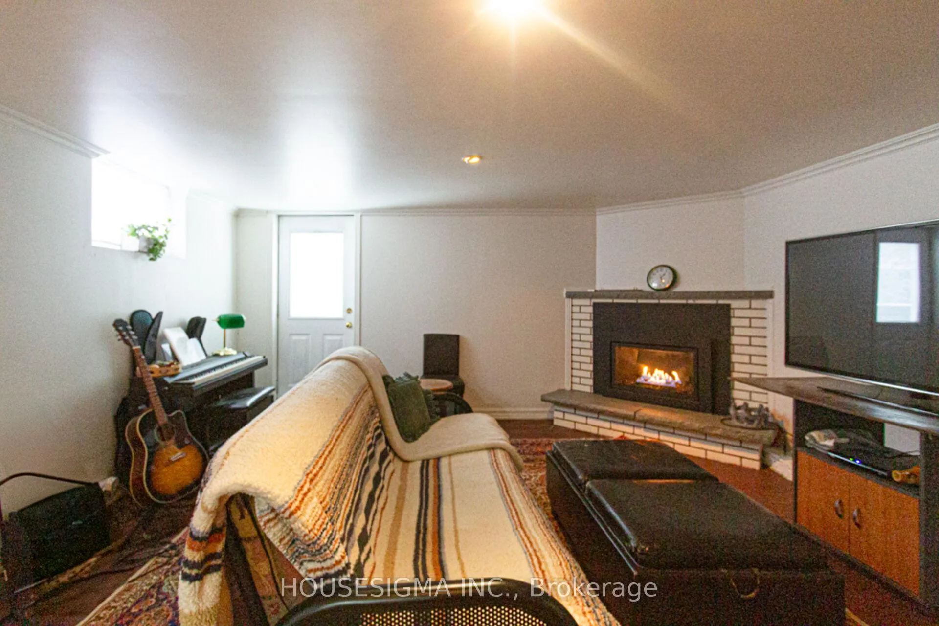 Photo 27 of 899 Hazel Street, Burlington, Freeman — HOMEH