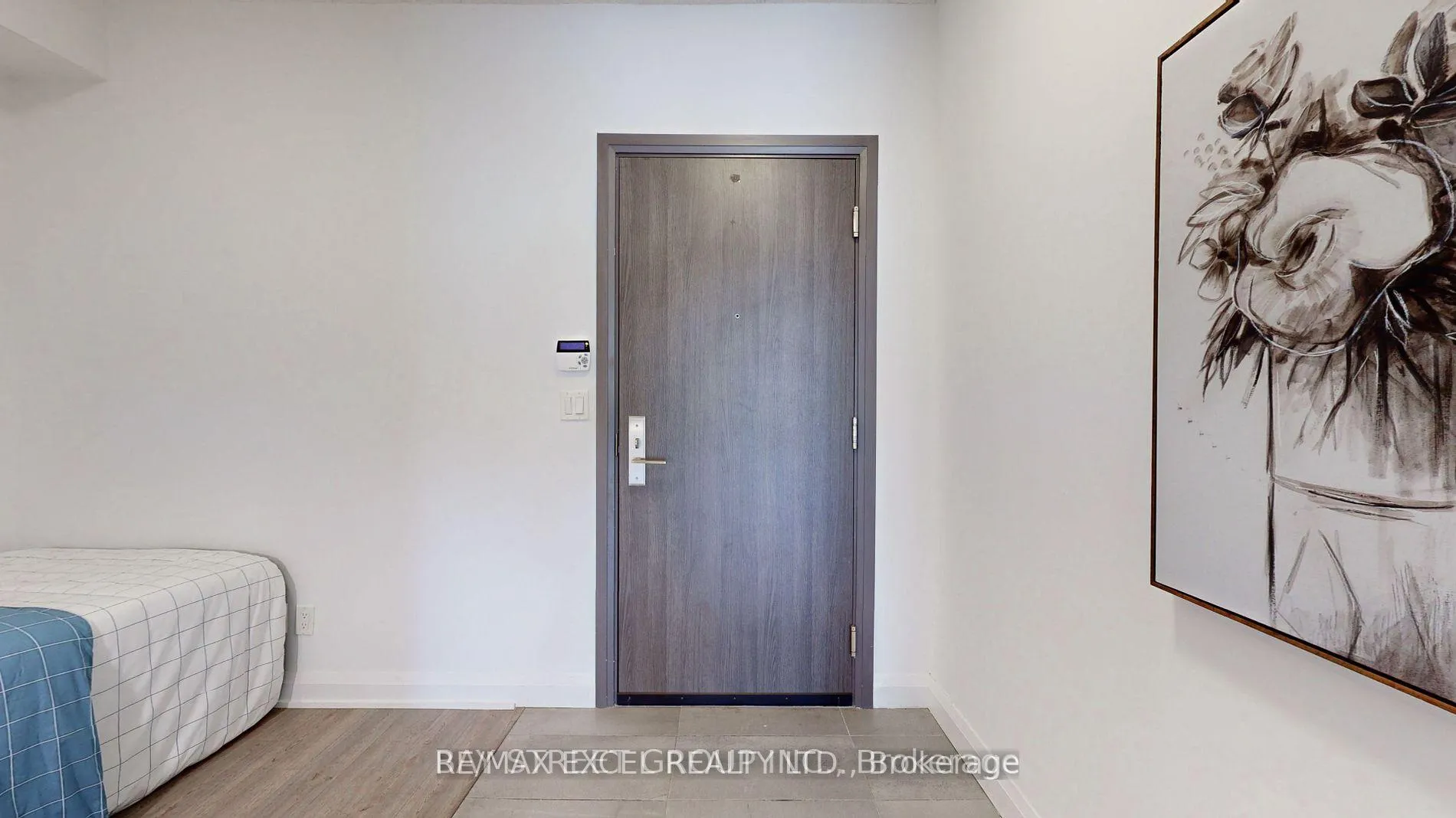Photo 1 of Unit 309, 15 Water Walk Drive, Markham, Unionville — HOMEH
