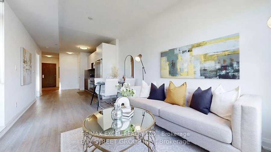 Photo 19 of Unit 309, 15 Water Walk Drive, Markham, Unionville — HOMEH