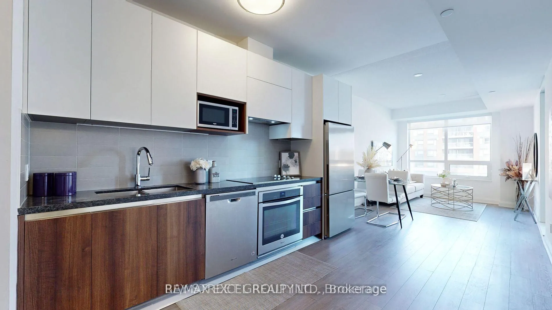 Photo 34 of Unit 309, 15 Water Walk Drive, Markham, Unionville — HOMEH