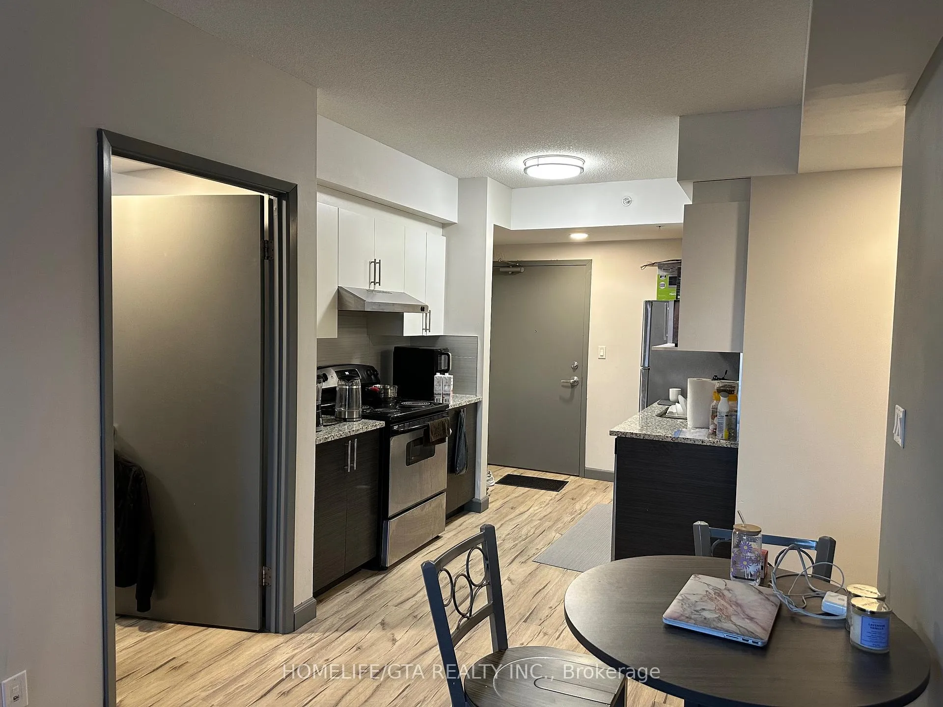 Photo 3 of Unit 1615, 258A Sunview Street, Waterloo, Beechwood/University — HOMEH