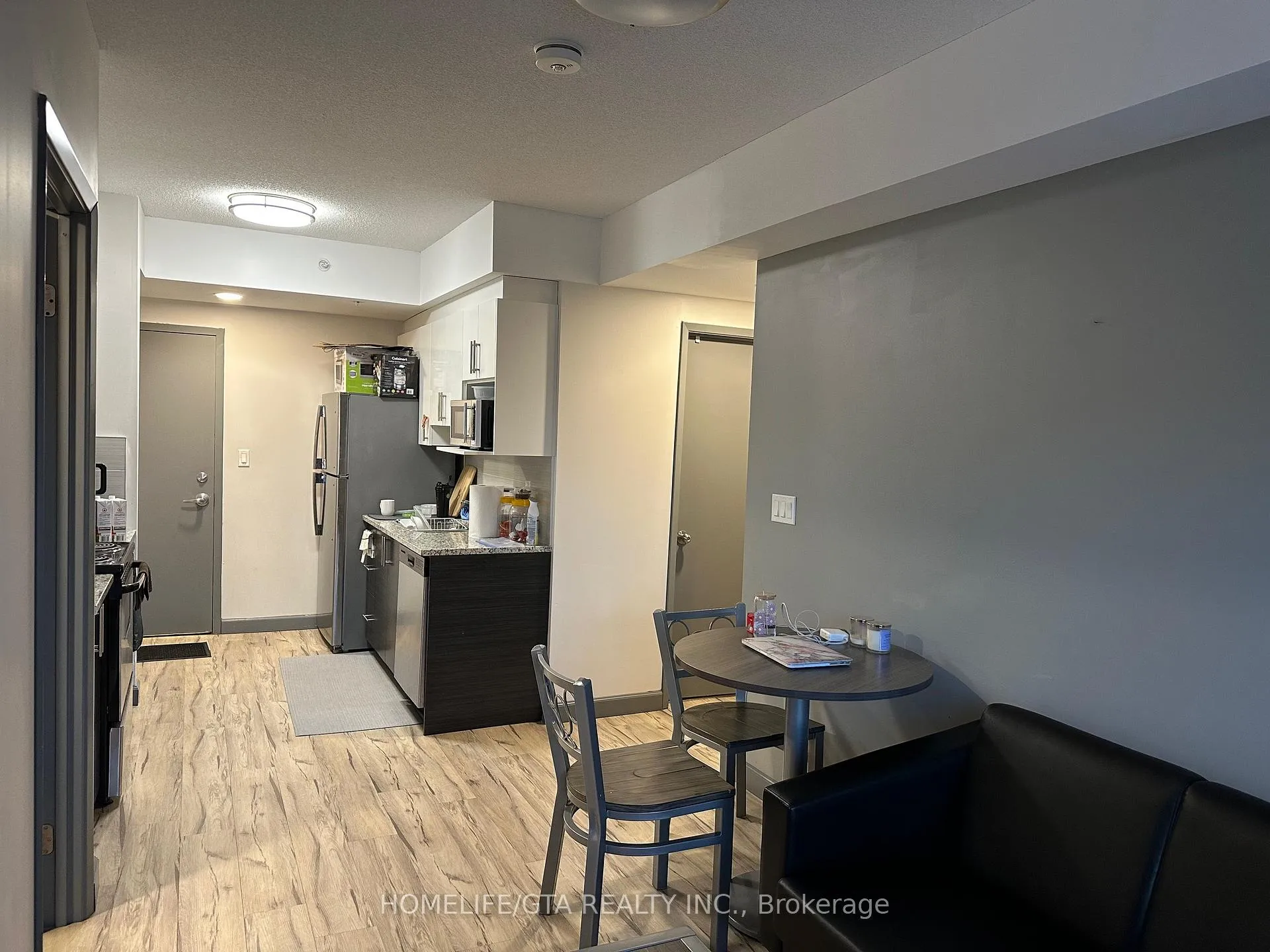 Photo 4 of Unit 1615, 258A Sunview Street, Waterloo, Beechwood/University — HOMEH