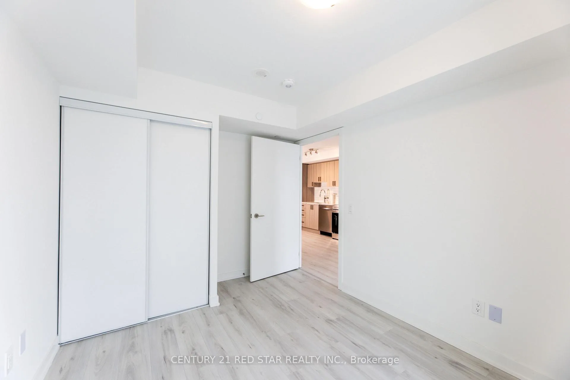 Photo 17 of Unit 1310, 1010 Sandy Beach Road, Pickering, Bay Ridges — HOMEH