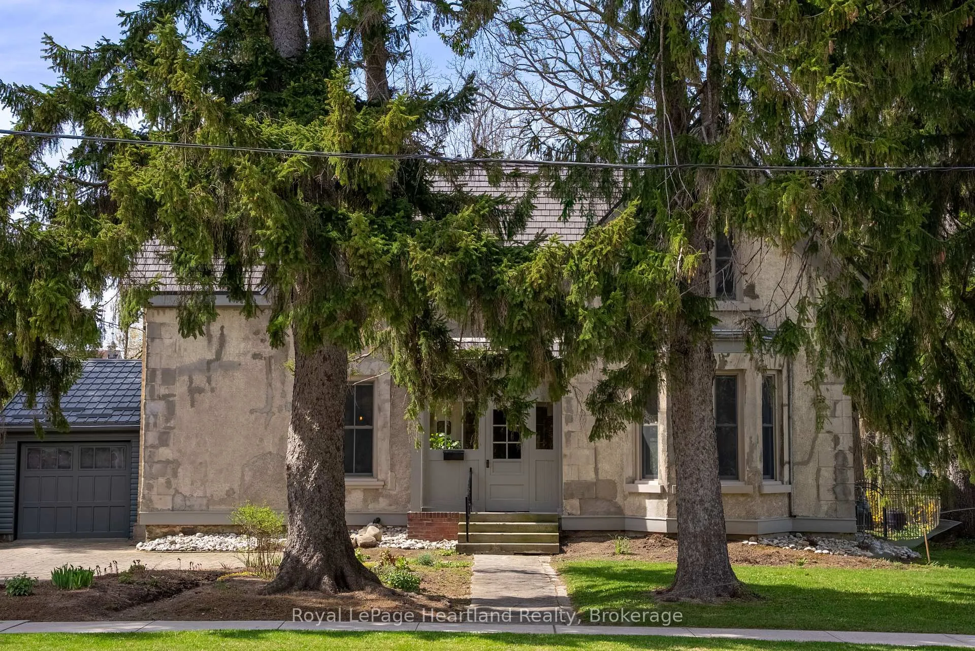 Photo 2 of 154 Ontario Street, Central Huron, Clinton — HOMEH