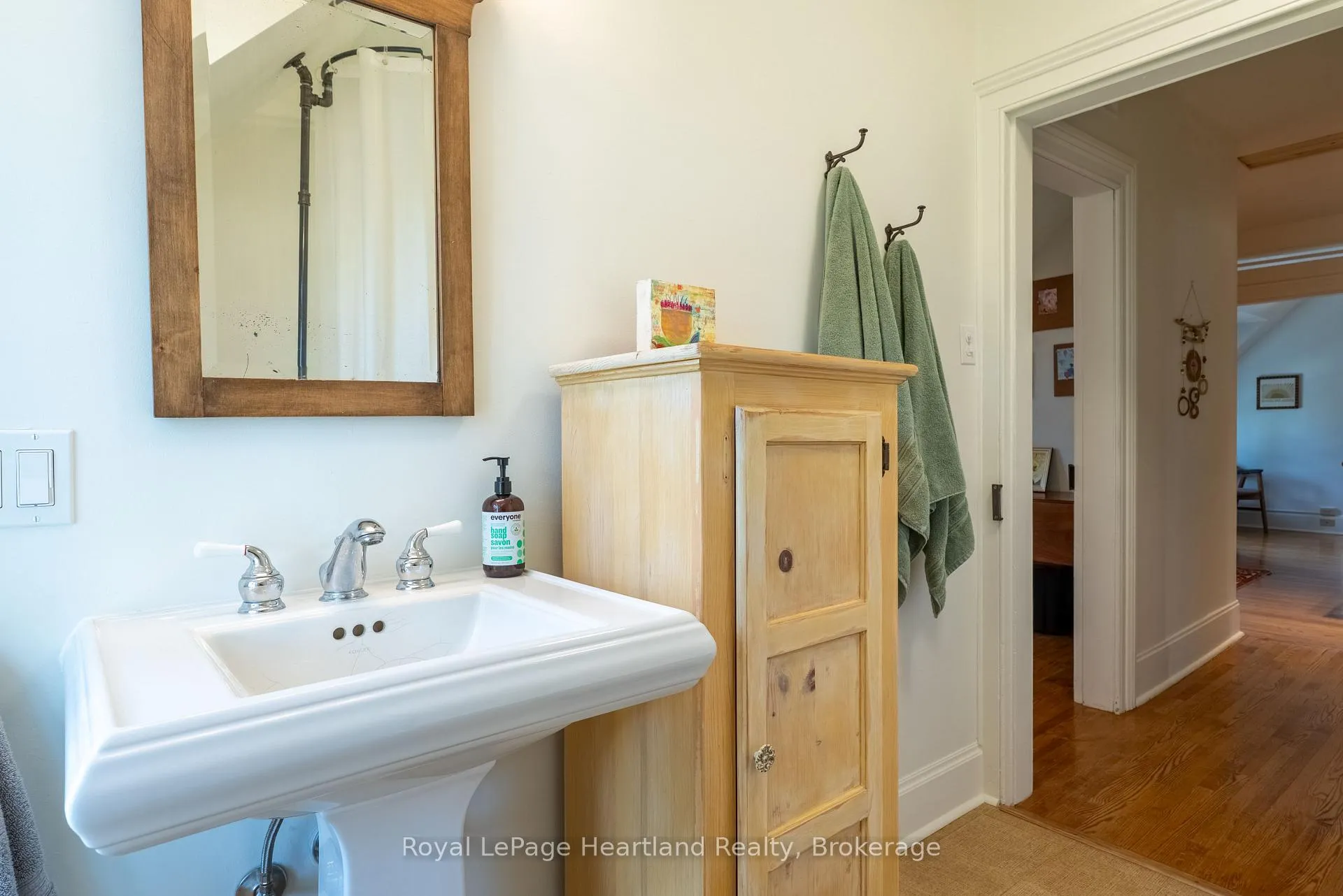 Photo 36 of 154 Ontario Street, Central Huron, Clinton — HOMEH
