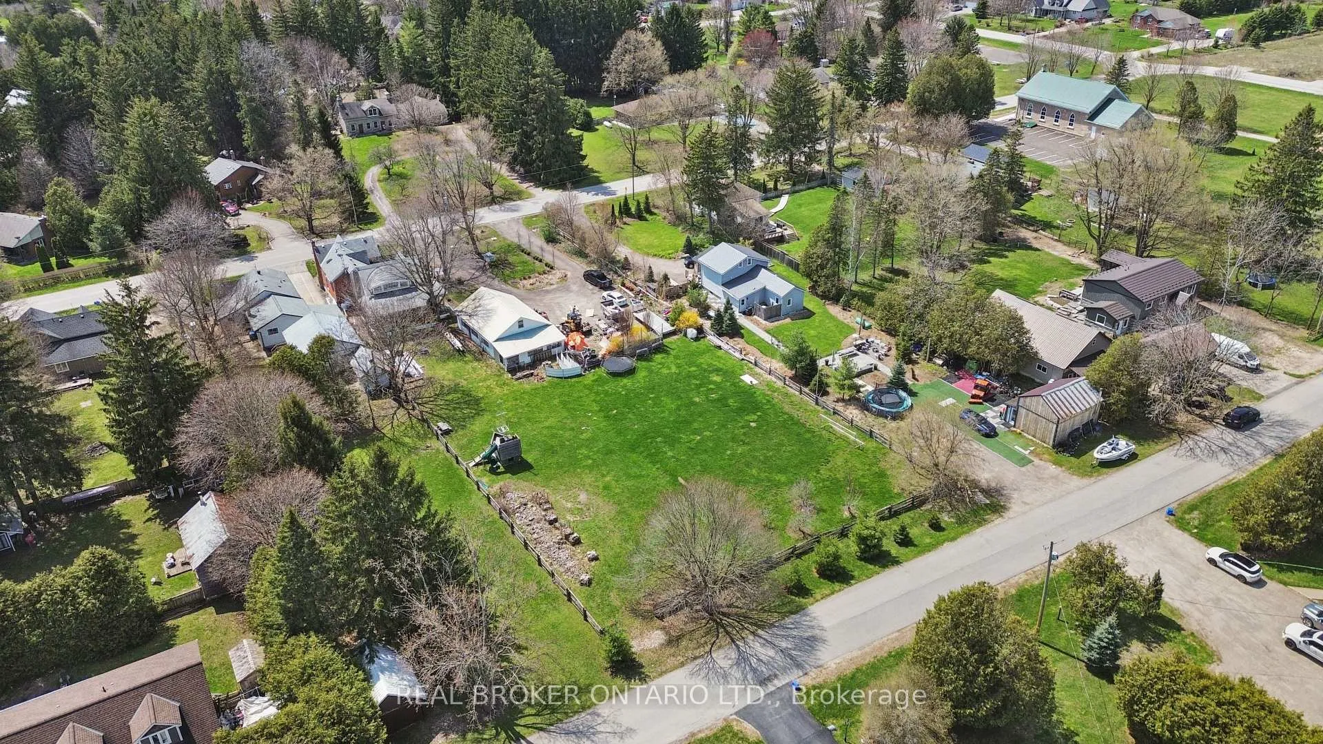 Photo 22 of 347 Evert Street, Guelph/Eramosa, Rural Guelph/Eramosa East — HOMEH