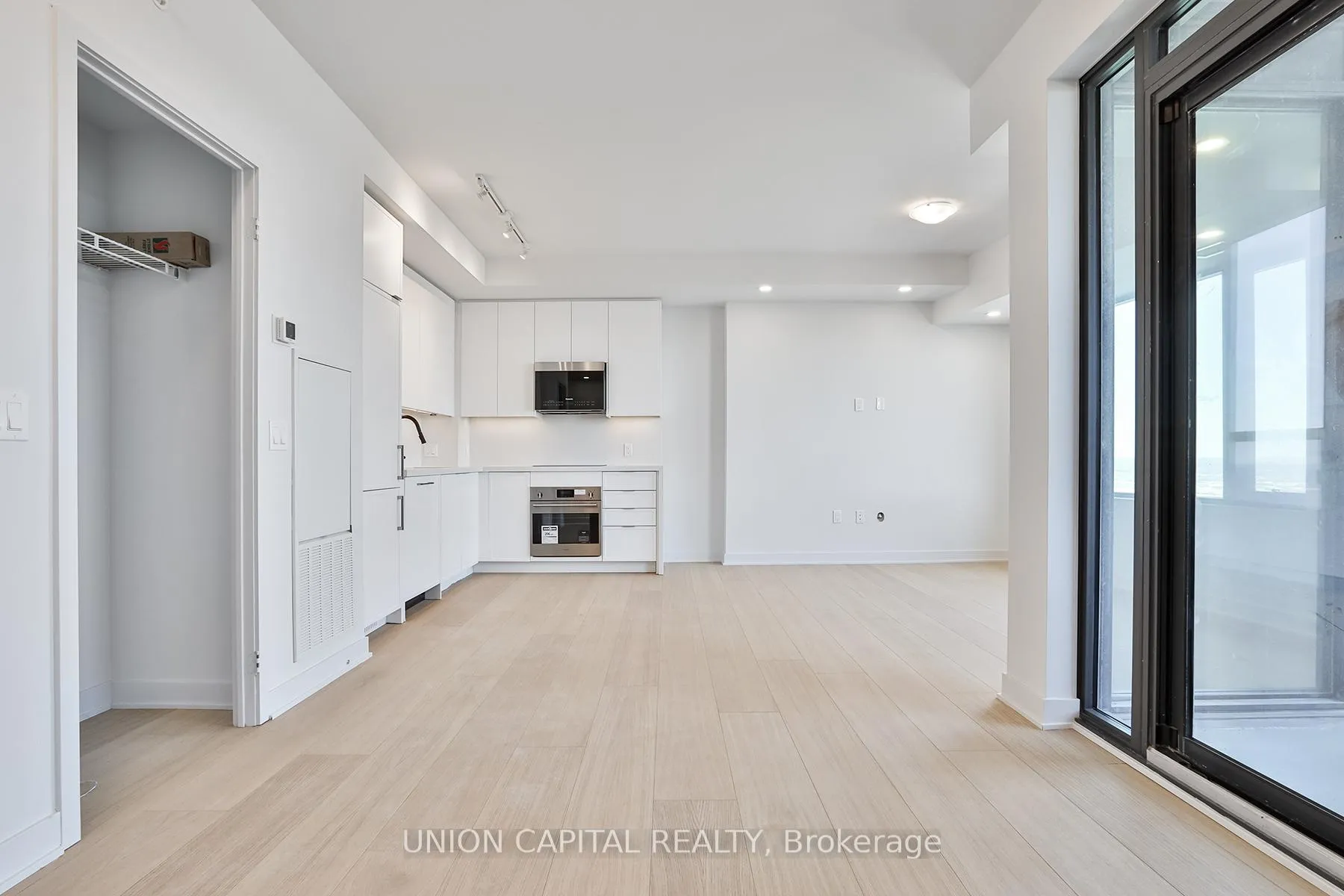 Photo 6 of Unit 5503, 2920 Highway 7, Vaughan, Concord — HOMEH