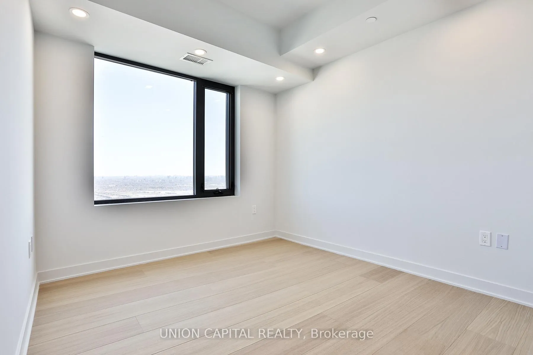 Photo 16 of Unit 5503, 2920 Highway 7, Vaughan, Concord — HOMEH