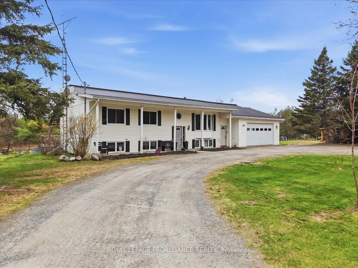 Photo 2 of 1442 Quin Mo Lac Road, Tweed, Hungerford (Twp) — HOMEH