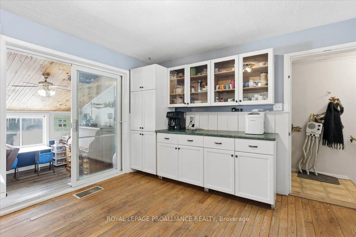 Photo 9 of 1442 Quin Mo Lac Road, Tweed, Hungerford (Twp) — HOMEH
