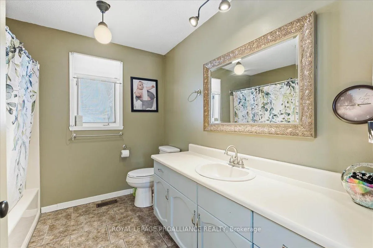 Photo 26 of 1442 Quin Mo Lac Road, Tweed, Hungerford (Twp) — HOMEH