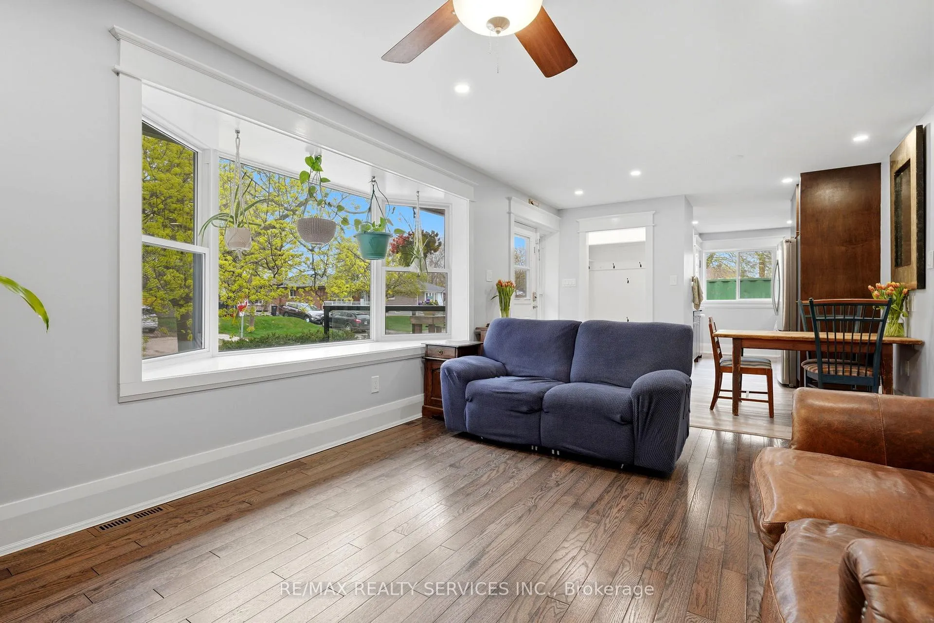 Photo 6 of 75 Cornwall Road, Brampton, Brampton East — HOMEH