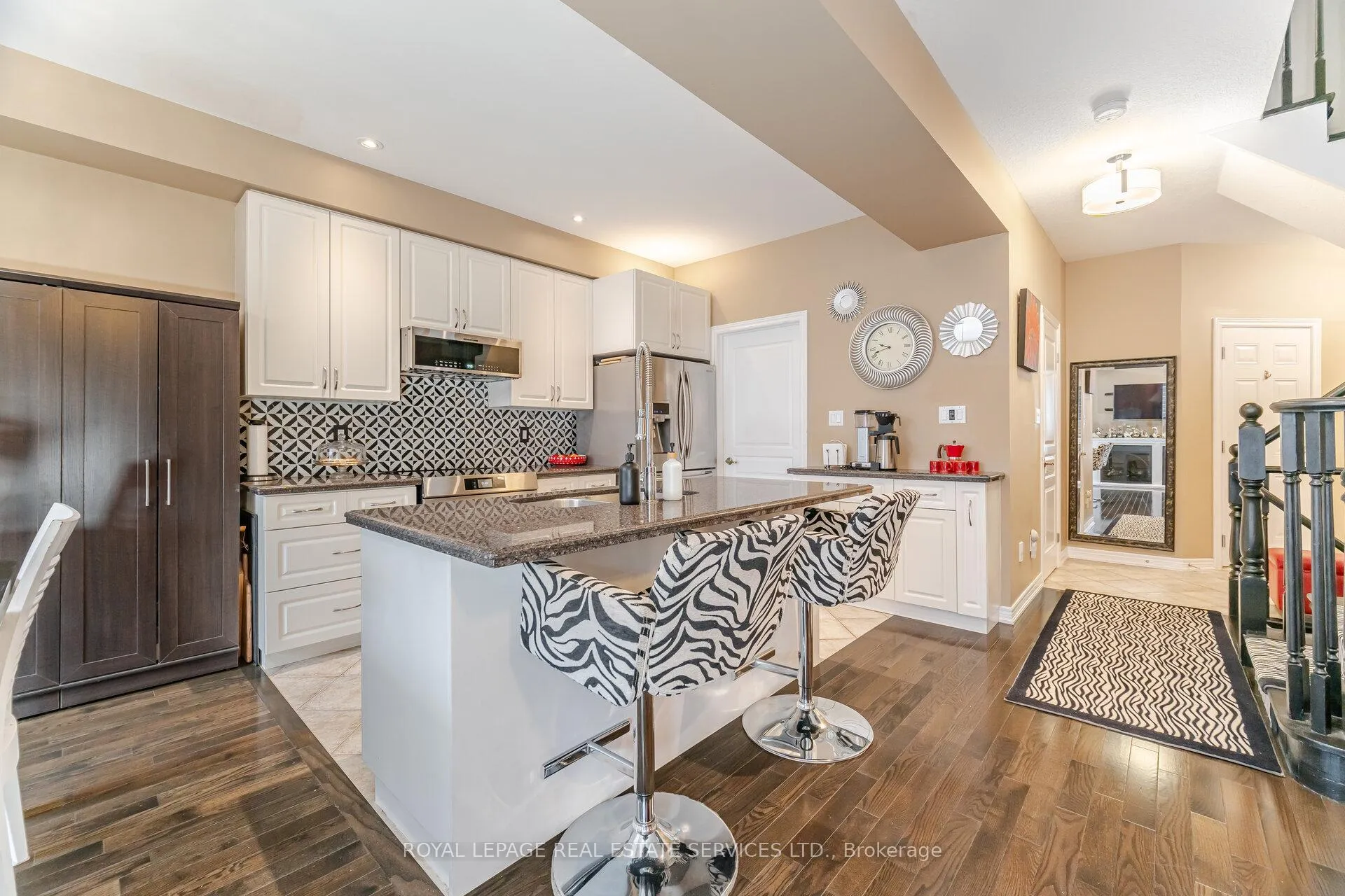 Photo 6 of 54 Oakhaven Place, Hamilton, Ancaster — HOMEH