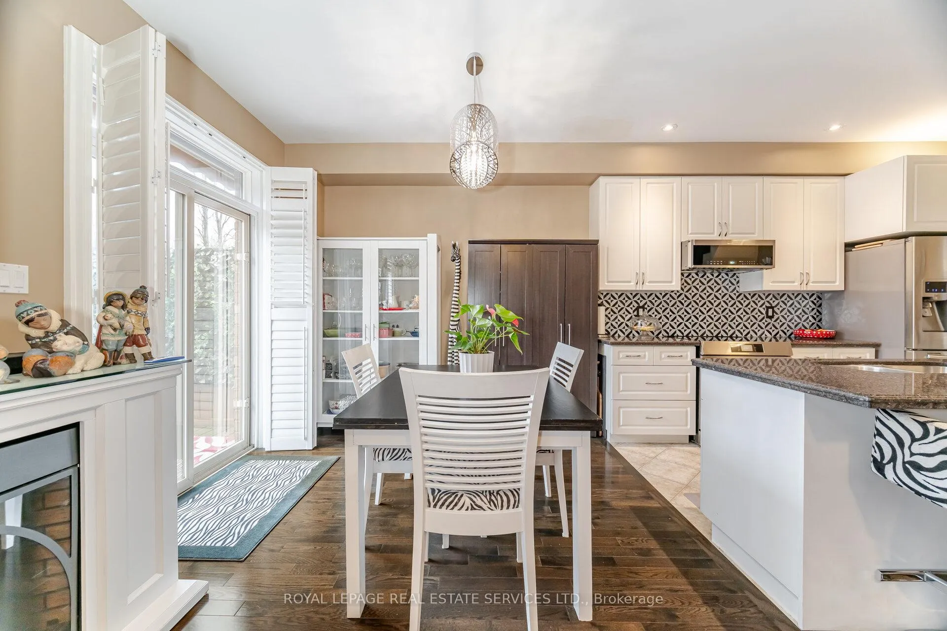 Photo 10 of 54 Oakhaven Place, Hamilton, Ancaster — HOMEH