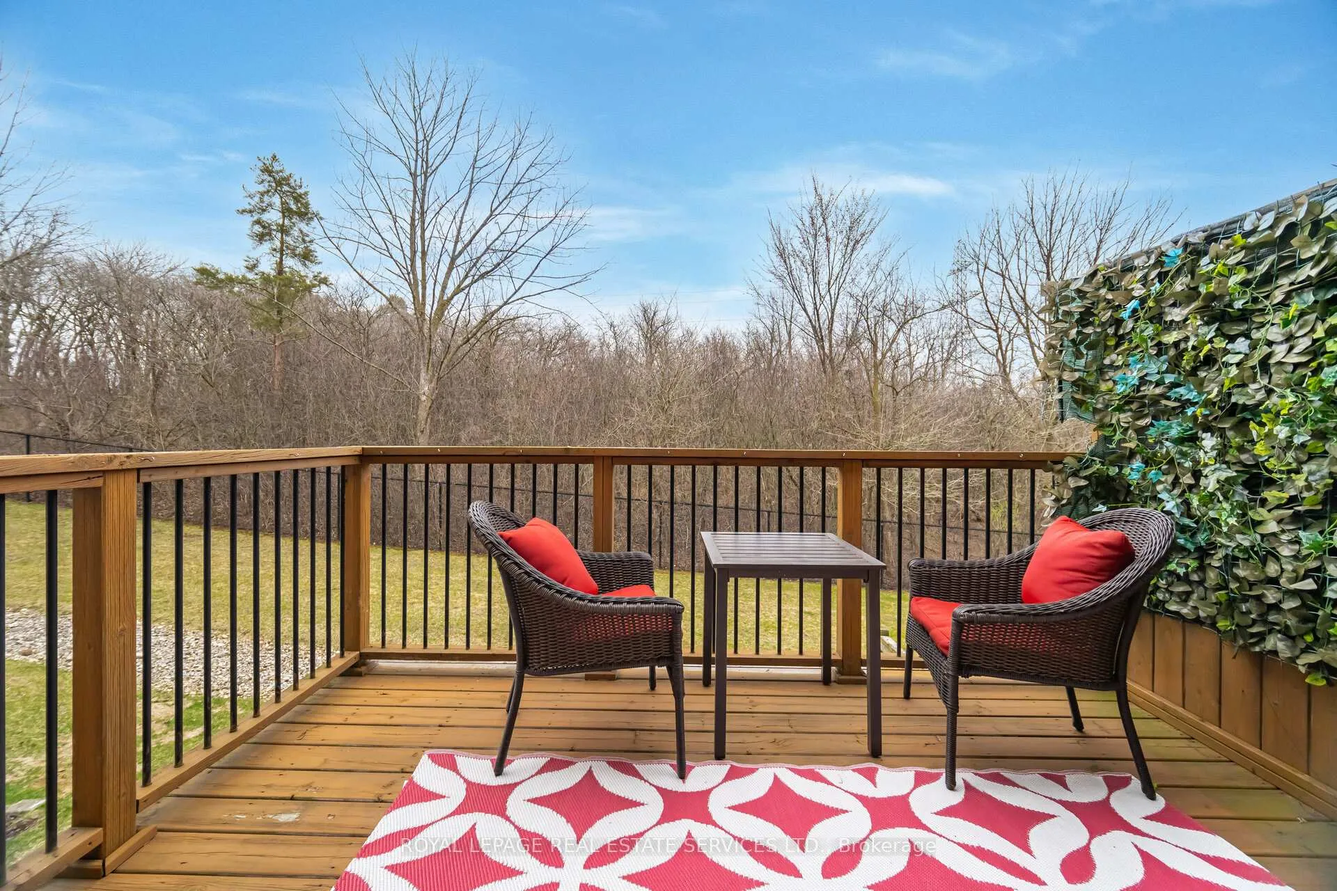 Photo 12 of 54 Oakhaven Place, Hamilton, Ancaster — HOMEH