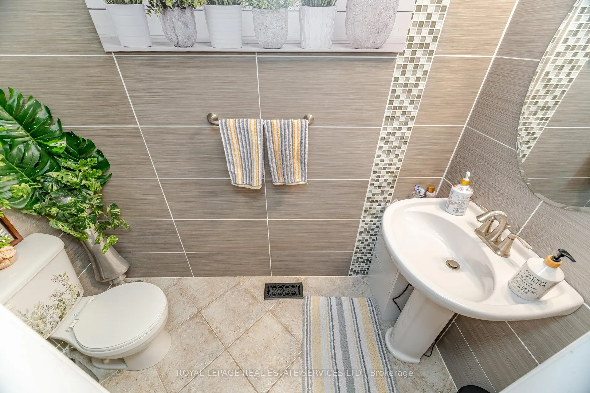 Photo 20 of 54 Oakhaven Place, Hamilton, Ancaster — HOMEH