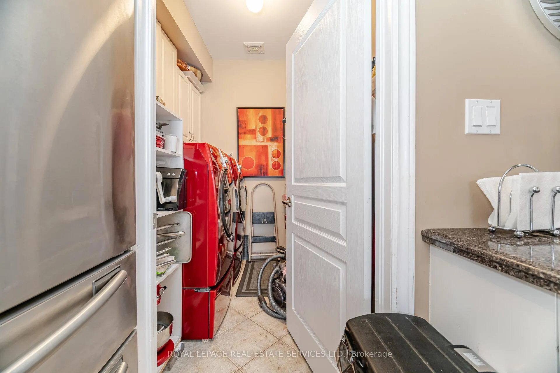 Photo 21 of 54 Oakhaven Place, Hamilton, Ancaster — HOMEH