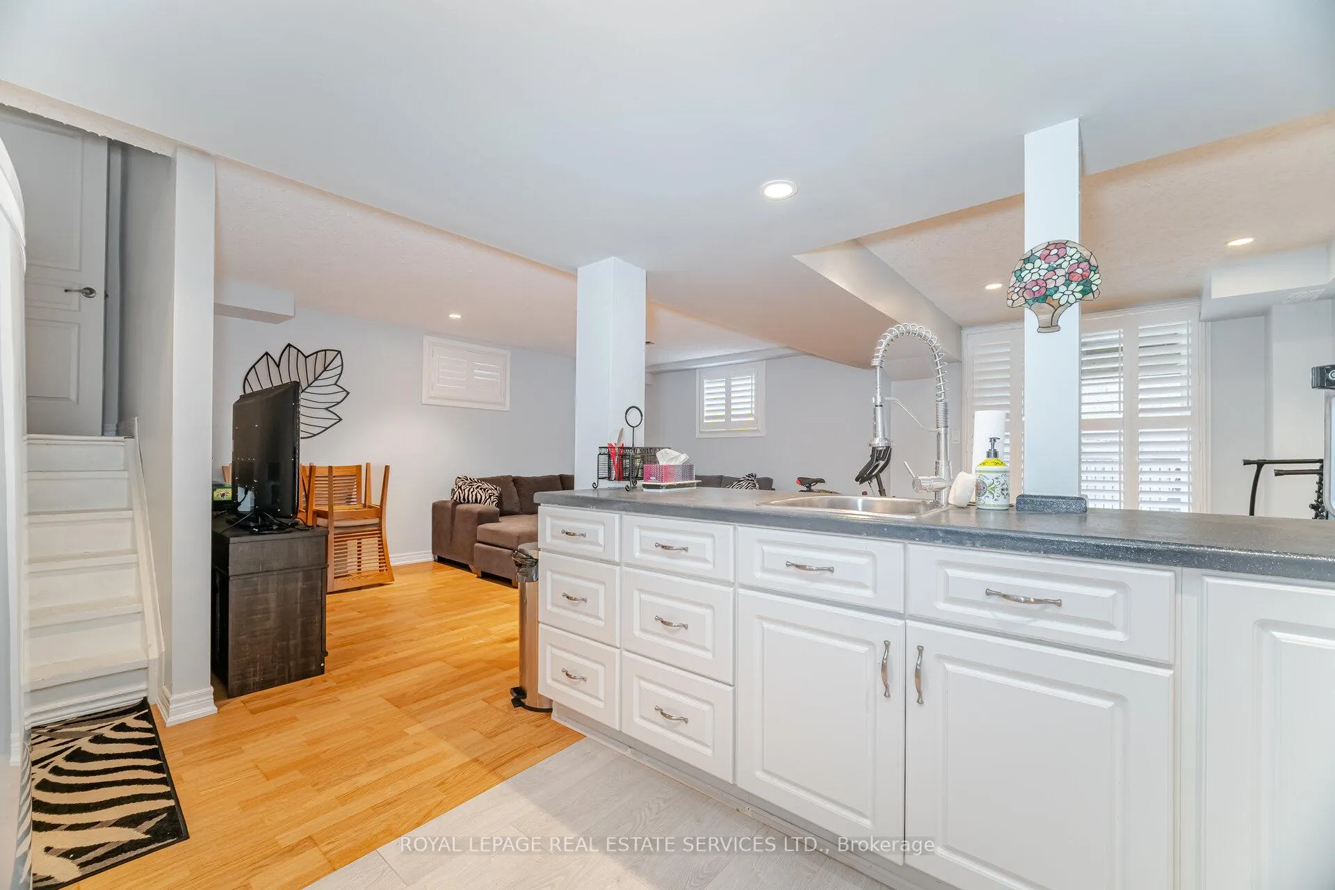 Photo 36 of 54 Oakhaven Place, Hamilton, Ancaster — HOMEH