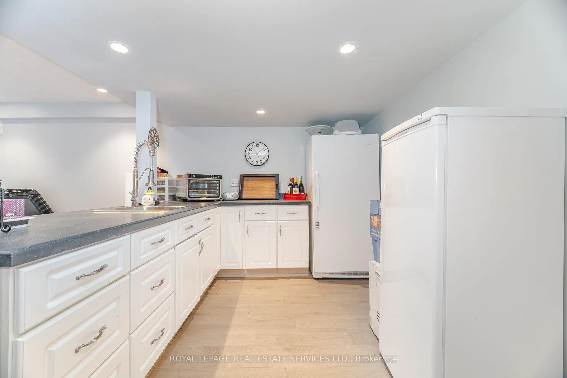 Photo 37 of 54 Oakhaven Place, Hamilton, Ancaster — HOMEH