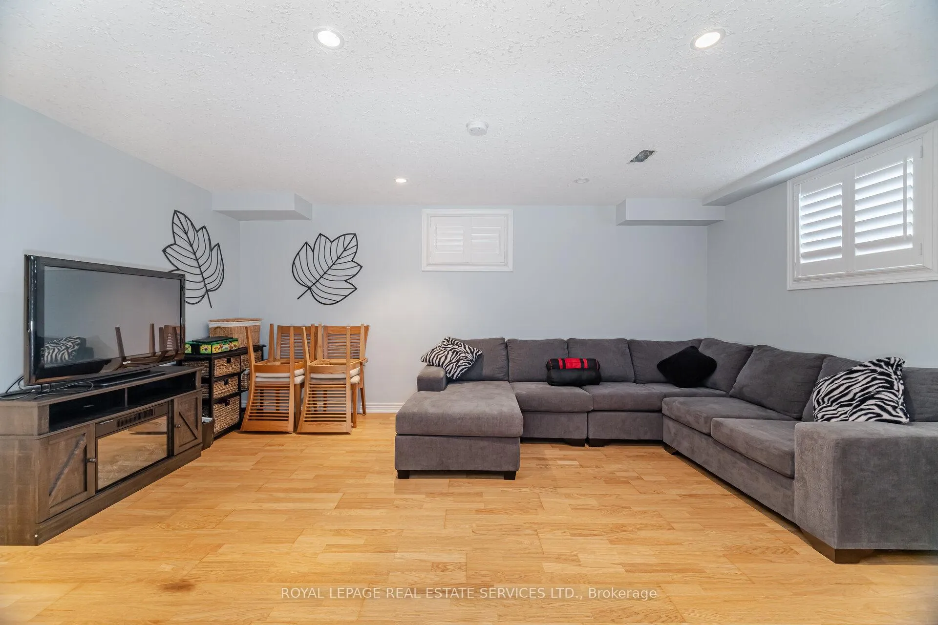Photo 41 of 54 Oakhaven Place, Hamilton, Ancaster — HOMEH