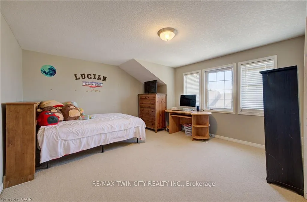Photo 16 of Unit E34, 110 Activa Avenue, Kitchener — HOMEH