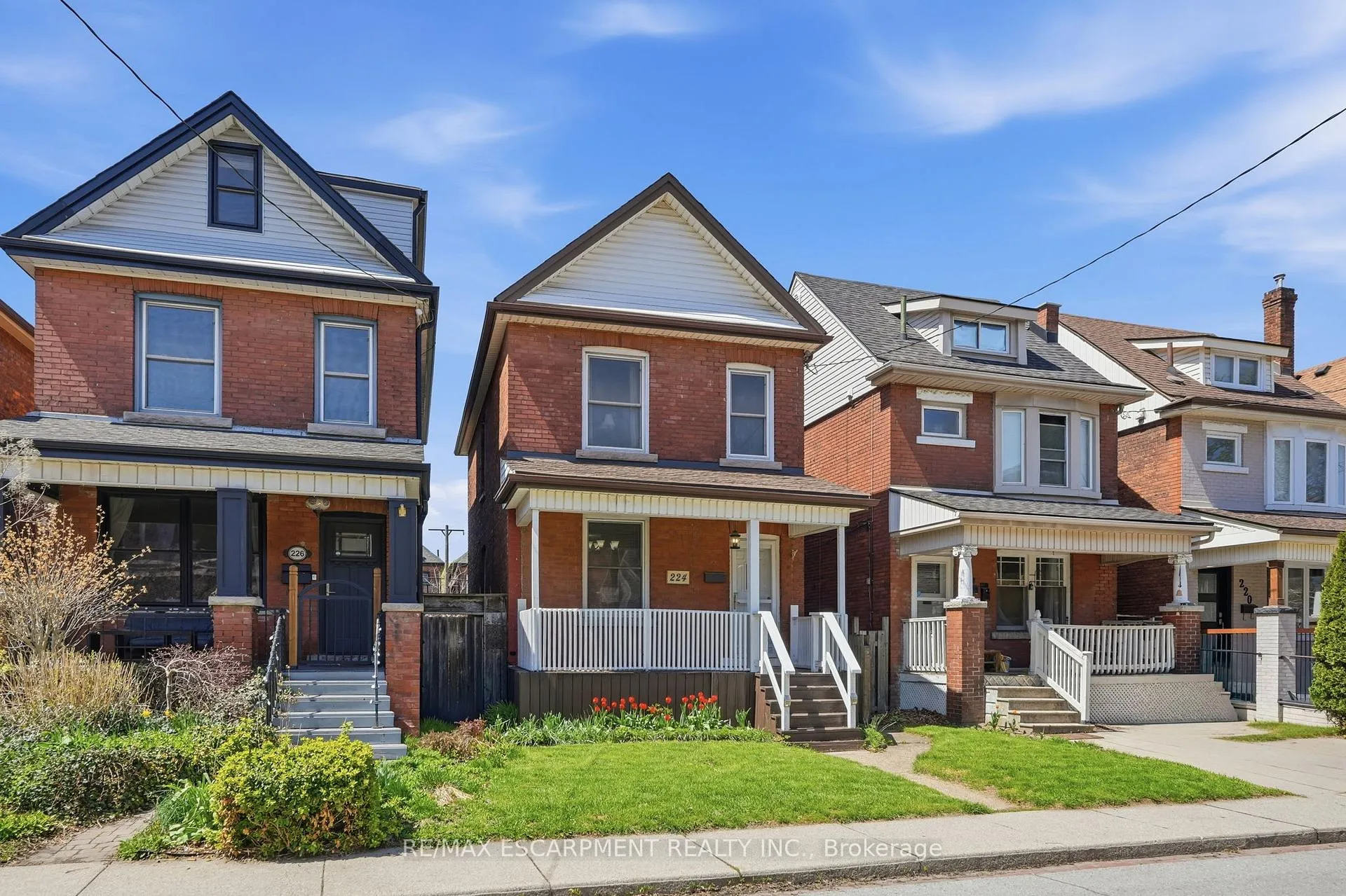 Front of 224 Balsam Avenue S