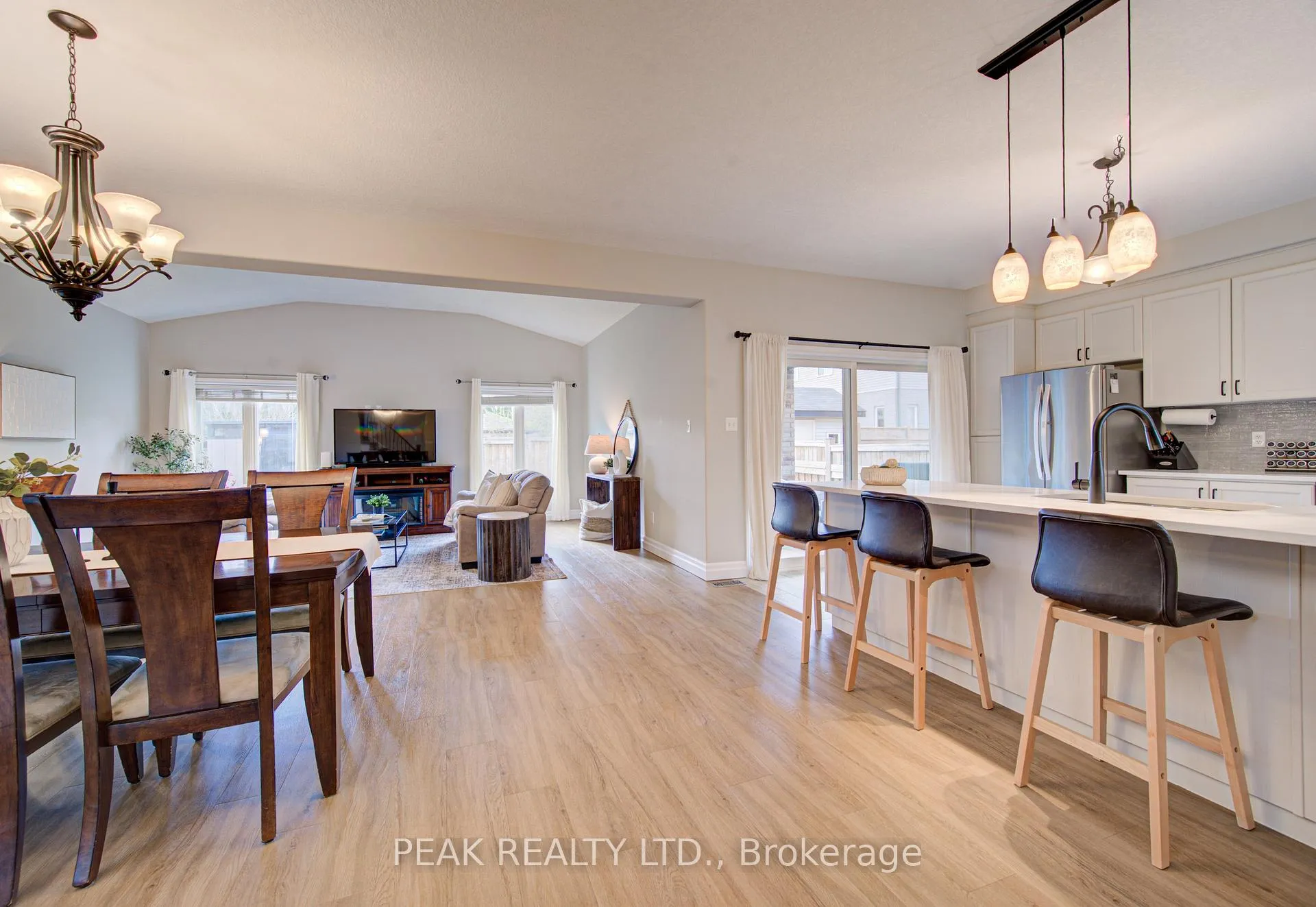 Photo 11 of 31 Freure Drive, Cambridge, Blair Road — HOMEH