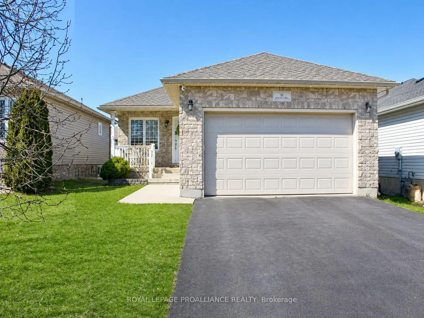 Photo 1 of 111 Hogan Crescent, Loyalist, Amherstview — HOMEH