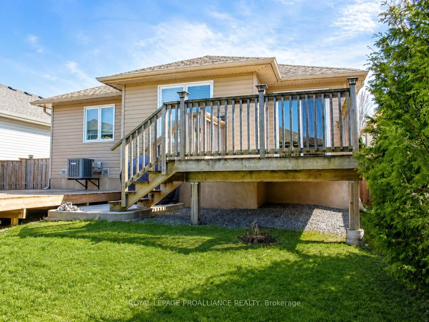 Photo 30 of 111 Hogan Crescent, Loyalist, Amherstview — HOMEH