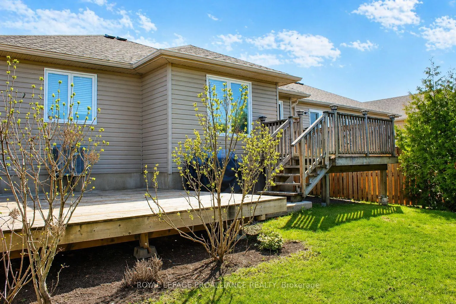 Photo 31 of 111 Hogan Crescent, Loyalist, Amherstview — HOMEH