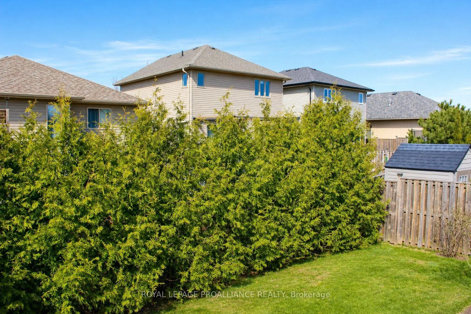 Photo 32 of 111 Hogan Crescent, Loyalist, Amherstview — HOMEH